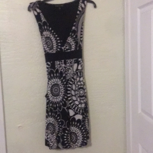 City Triangles Dresses & Skirts - Black & white print dress City Triangles Dresses & Skirts - Black & white print dress